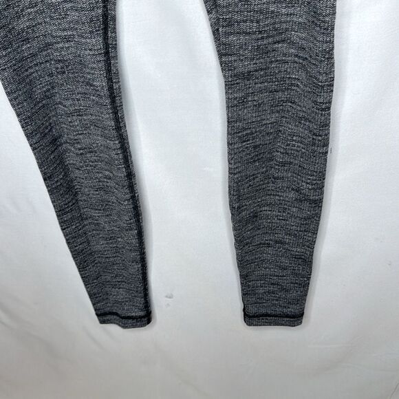Lululemon Wunder Under Heathered Grey/Black Full Length Leggings. Size 8. - Picture 3 of 8